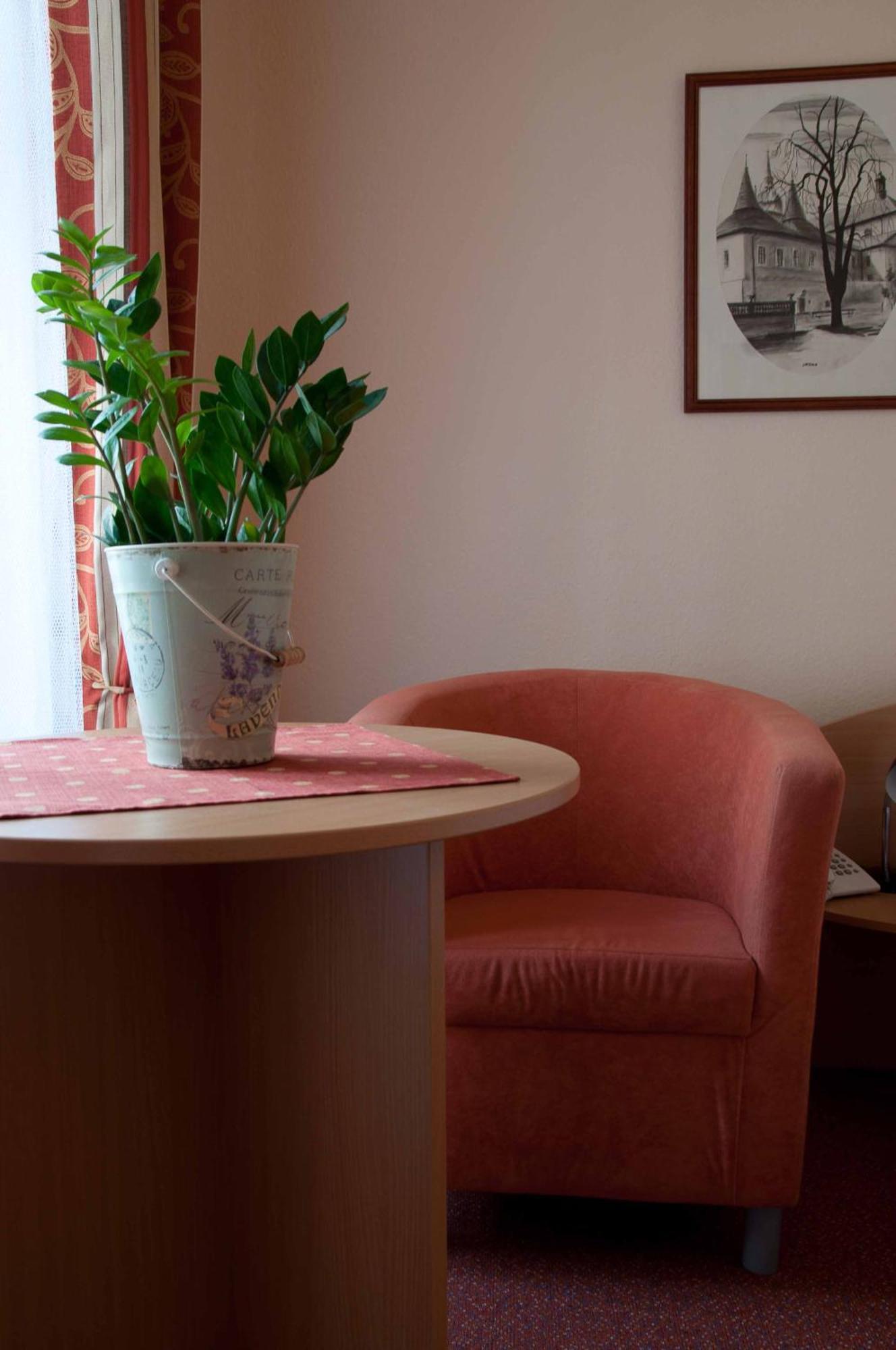Hotel Paradies Teplice Ngoại thất bức ảnh